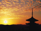 八坂塔（イメージ）｜関西観光ガイド