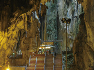 クアラルンプール周辺と高原リゾート｜バトゥ洞窟