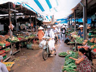 ベトナム中部｜ホイアンの市場