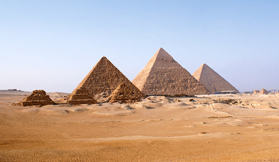 ギザのピラミッド エジプト 世界遺産 阪急交通社