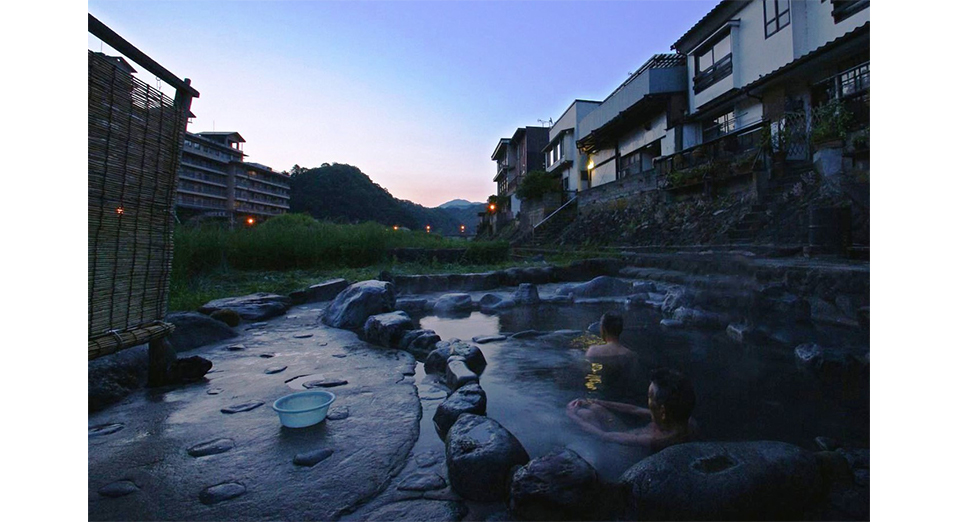 河原風呂入浴