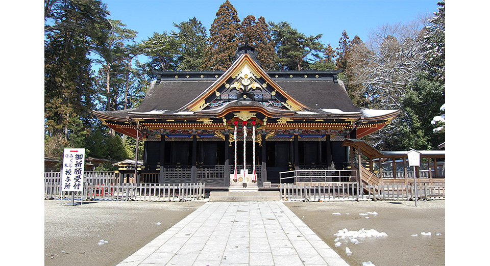 大崎八幡宮正面