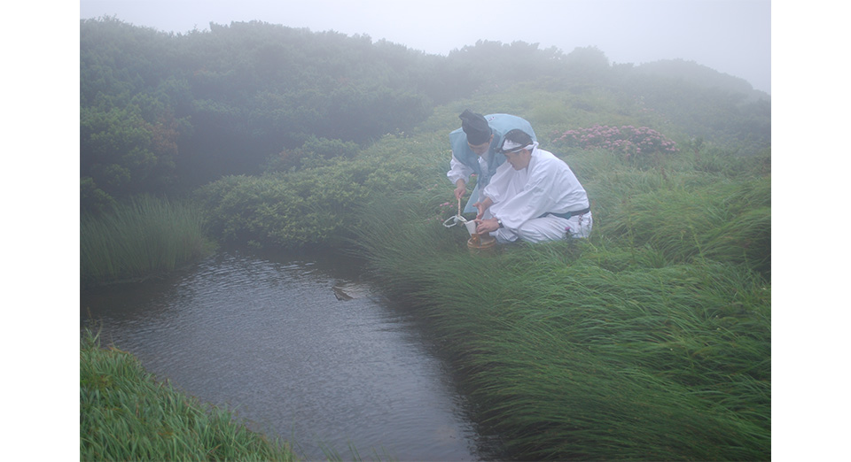 もひとり神事（梵字ヶ池）