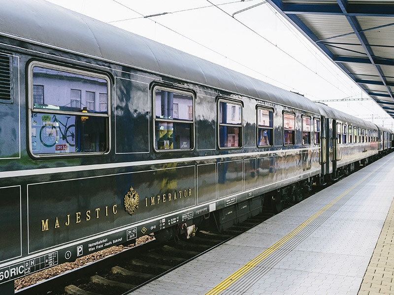 皇帝列車「マジェスティック・インペラーター」