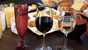 ワイン飲み放題