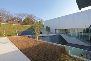 長野県立美術館