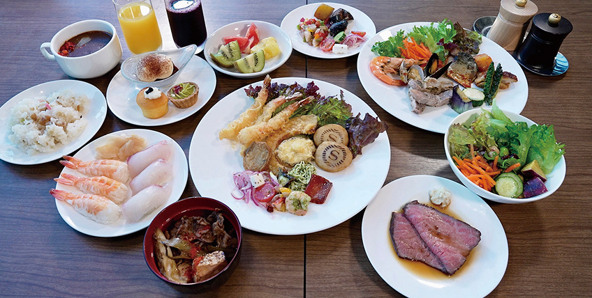 2日目夕食　県産黒毛和牛をはじめ地元食材を生かした贅沢なビュッフェ