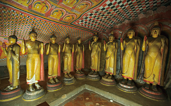 ダンブッラの黄金寺院 仏像