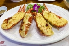 ロブスターのチーズ焼き