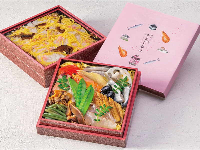 観光列車「SAKU美SAKU楽（さくびさくら）」