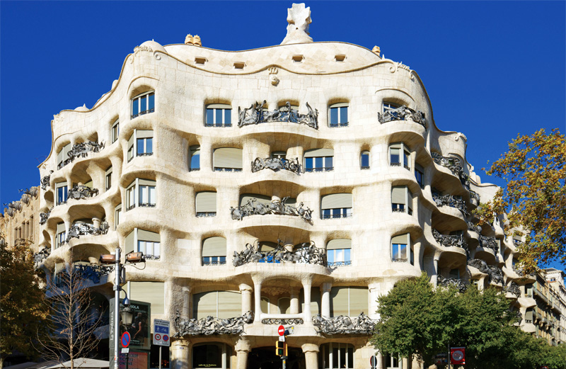 カサ・ミラ/カサ・バトリョ