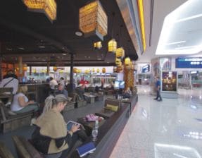 ドバイ国際空港