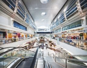 ドバイ国際空港